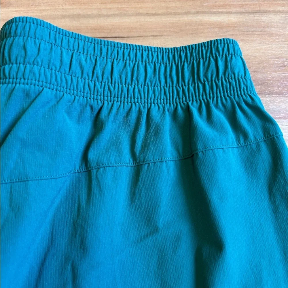 All in Motion Men's Green Athletic‎ Shorts
